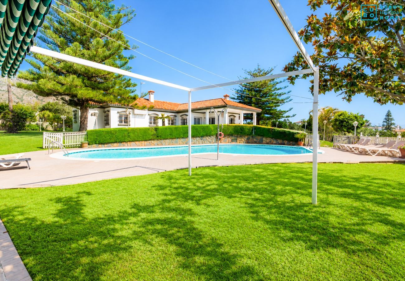 Villa in Torremolinos - Cubo's Villa Galemar Torremolinos Pool & Padel