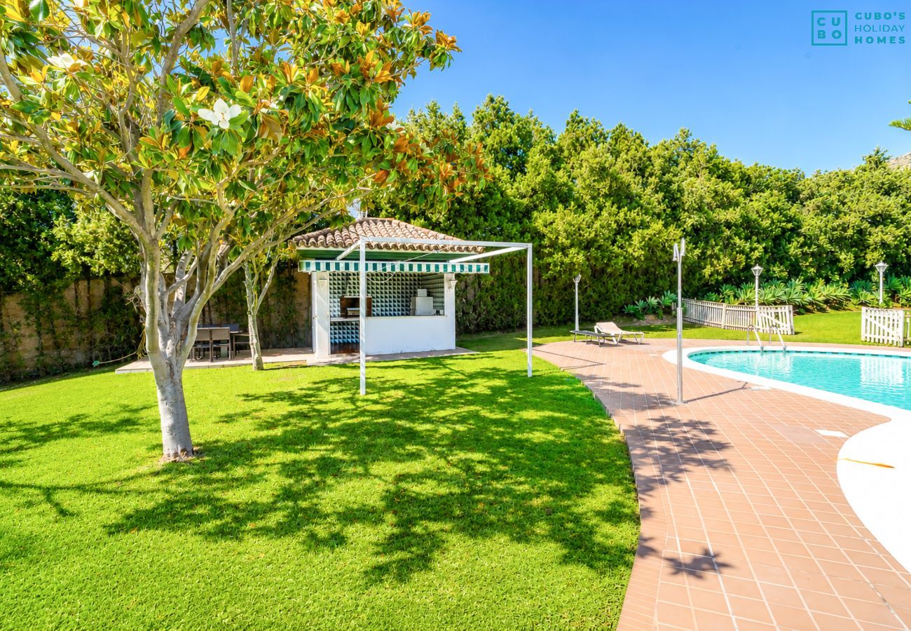 Villa in Torremolinos - Cubo's Villa Galemar Torremolinos Pool & Padel