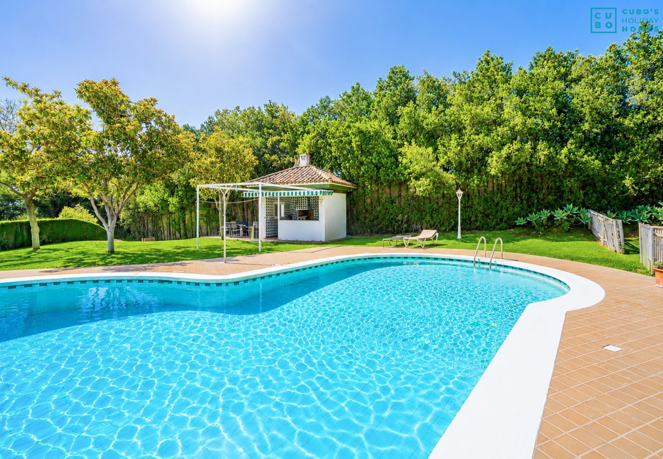 Villa in Torremolinos - Cubo's Villa Galemar Torremolinos Pool & Padel