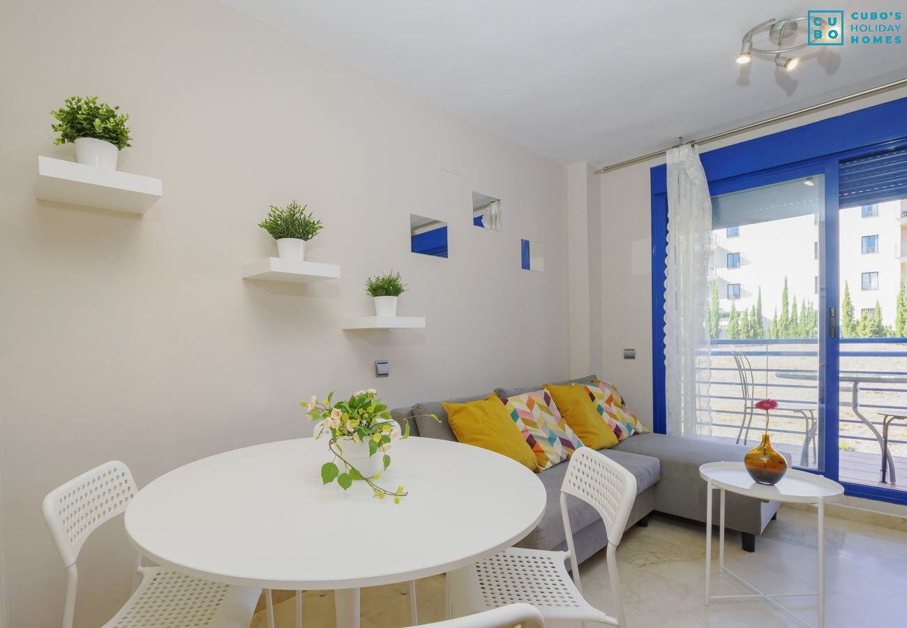 Apartment in Benalmádena - Cubo's Beach Side Los Patos Apartment & Parking