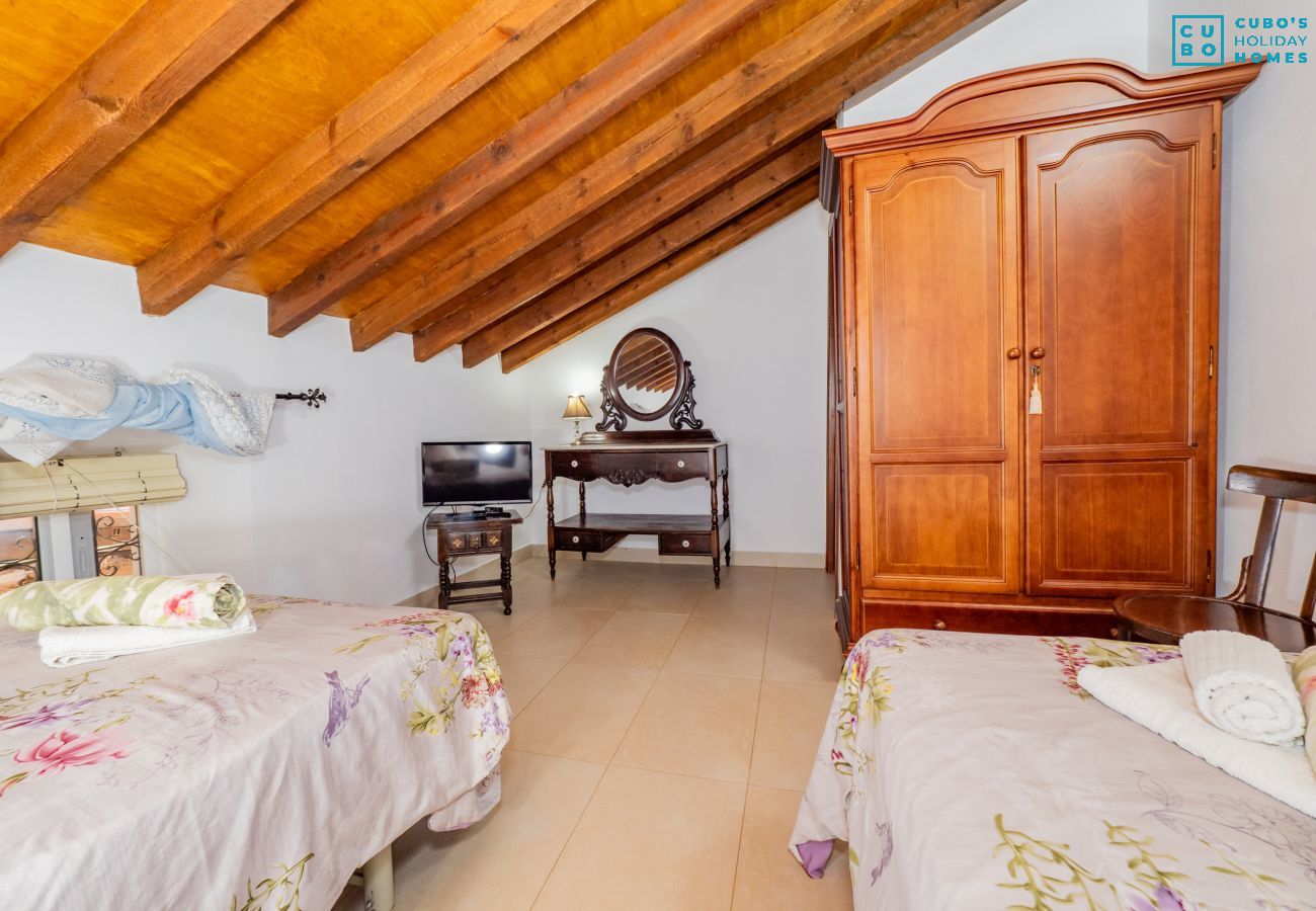 Cottage in Alhaurin de la Torre - Cubo's Casa Rural Cortijillo las Barrancas