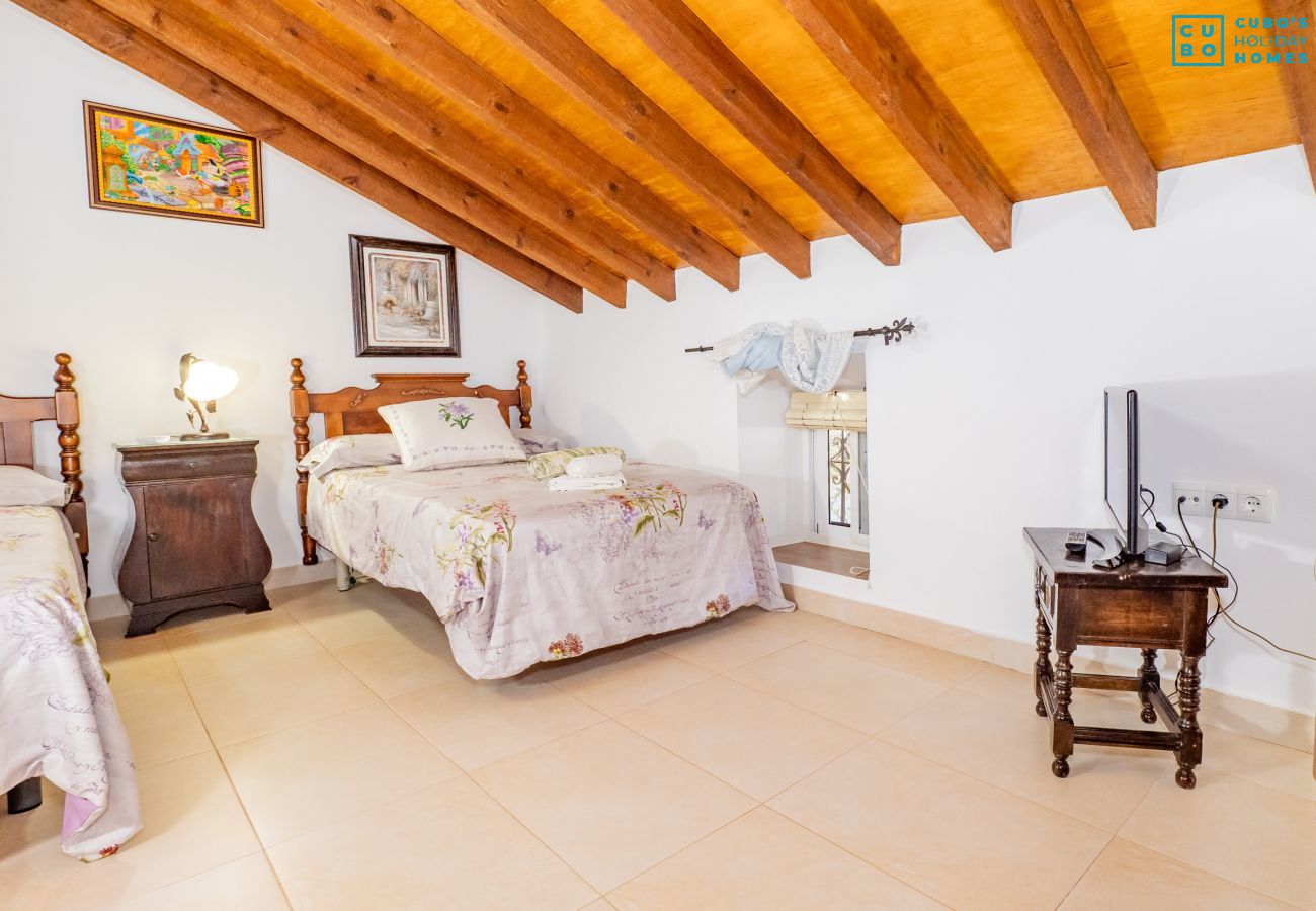 Cottage in Alhaurin de la Torre - Cubo's Casa Rural Cortijillo las Barrancas