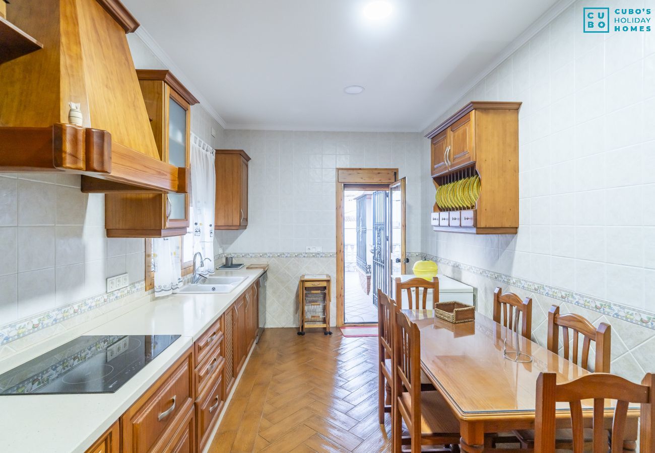 Terraced House in Coín - Cubo's Casa El Rodeo & Private Pool