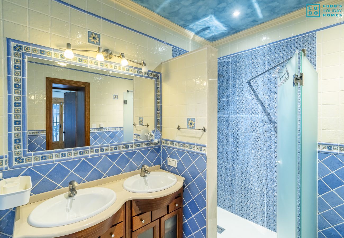 Terraced House in Coín - Cubo's Casa El Rodeo & Private Pool