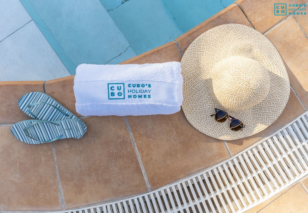 Terraced House in Coín - Cubo's Casa El Rodeo & Private Pool