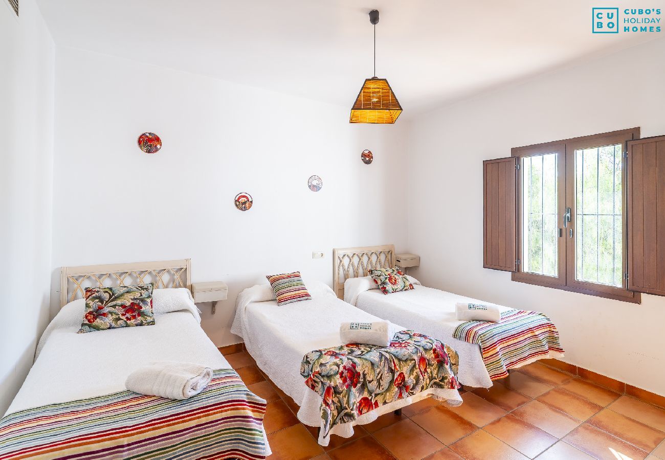 Cottage in Teba - Cubo's Casa Rural La Camorra Cortijo el Puntal