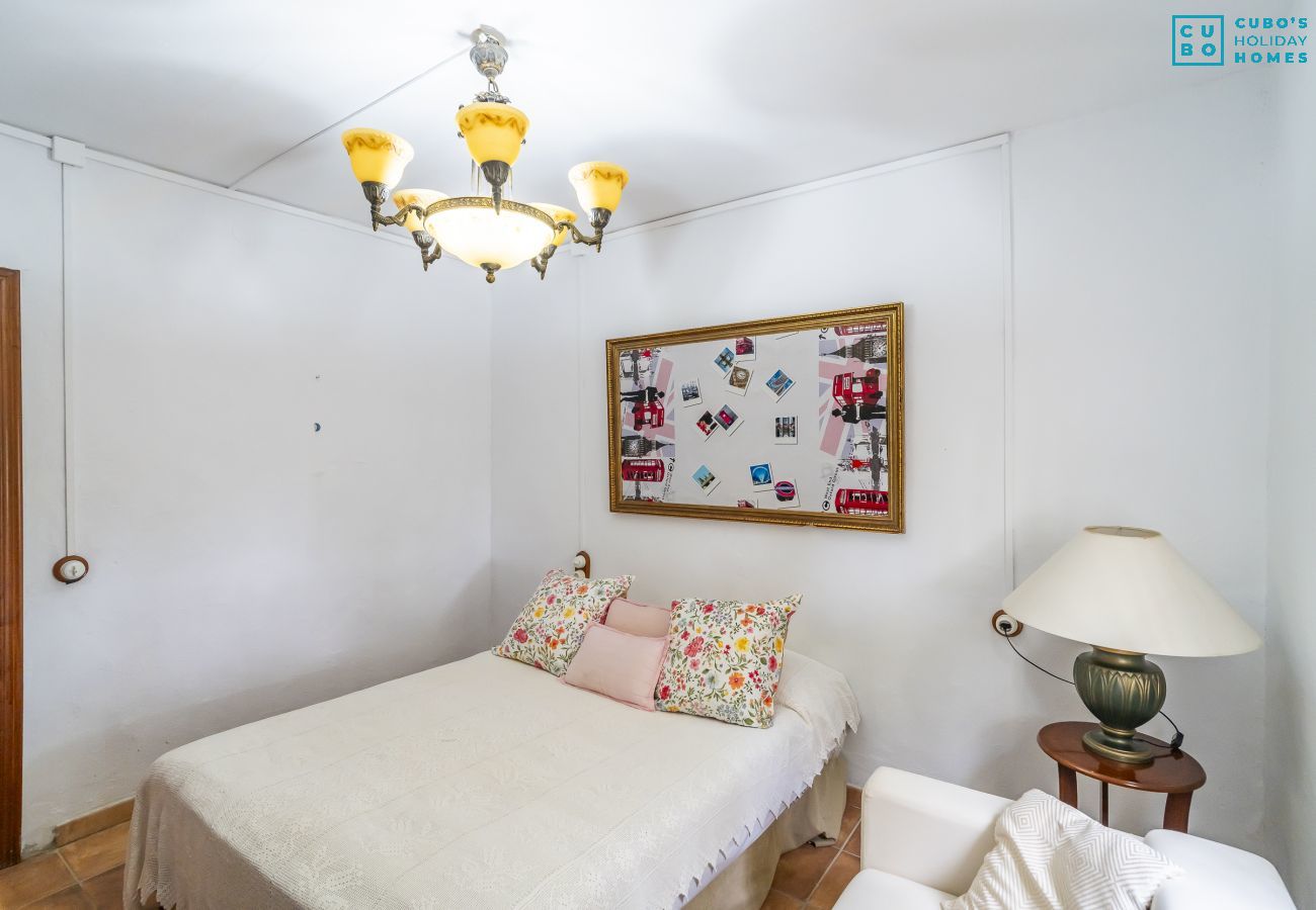 Cottage in Antequera - Cubo's Cortijo La Olivera