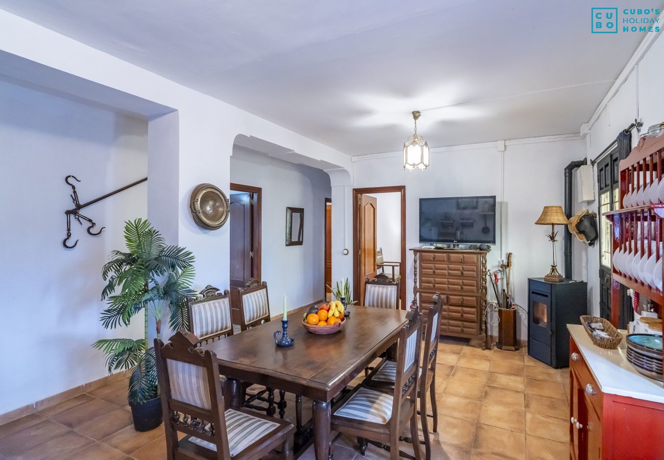 Cottage in Antequera - Cubo's Cortijo La Olivera