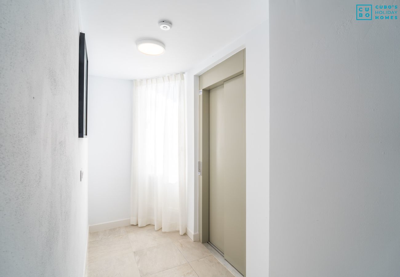 Cottage in Alhaurín el Grande - Cubo's NAZ Country Stay | Family Fun B&B