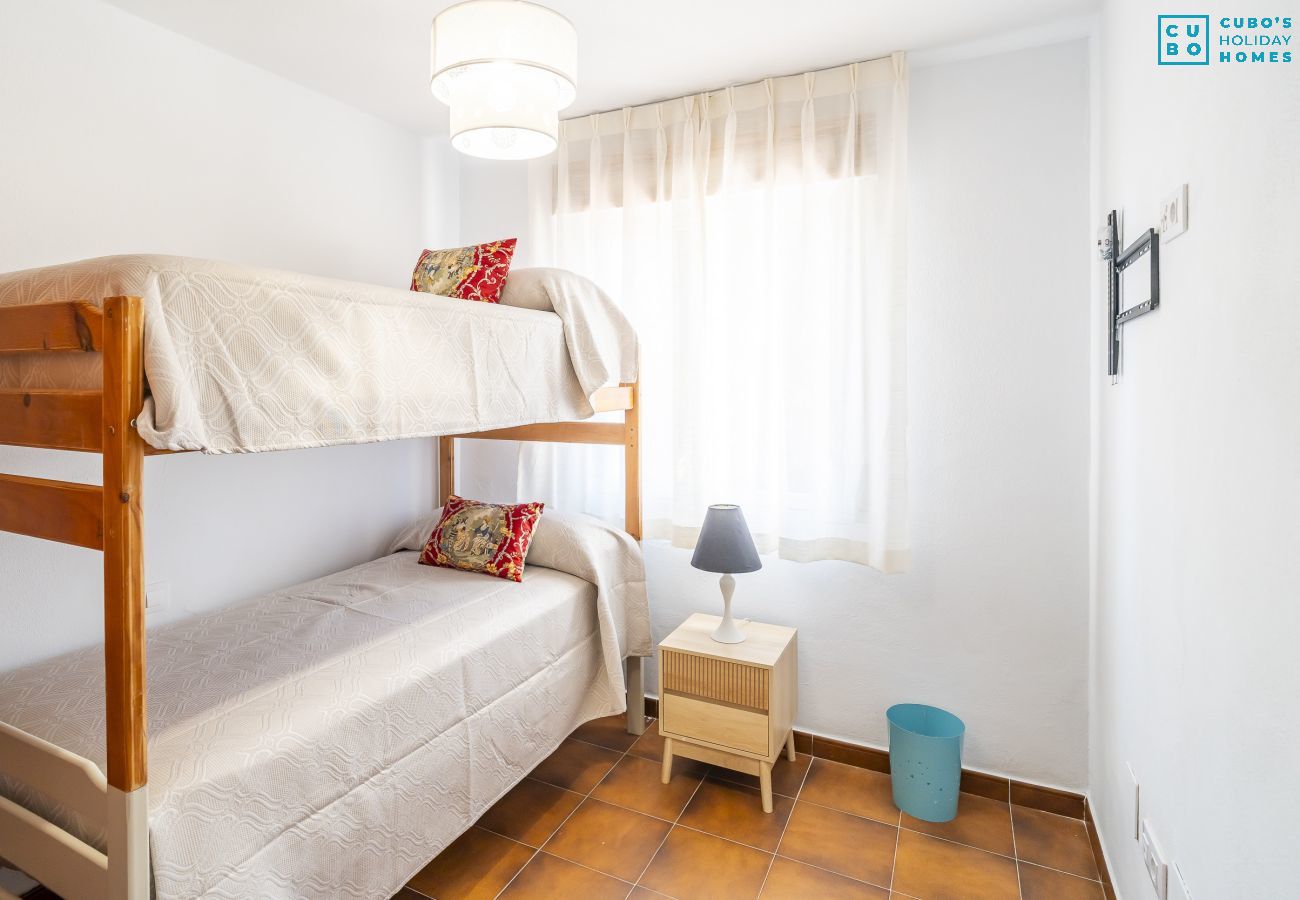 Cottage in Alhaurín el Grande - Cubo's NAZ Country Stay | Family Fun B&B