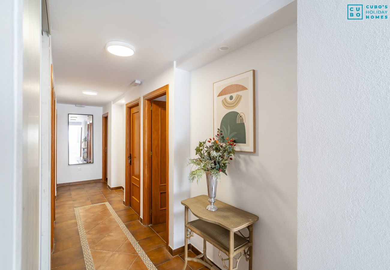 Cottage in Alhaurín el Grande - Cubo's NAZ Country Stay | Family Fun B&B