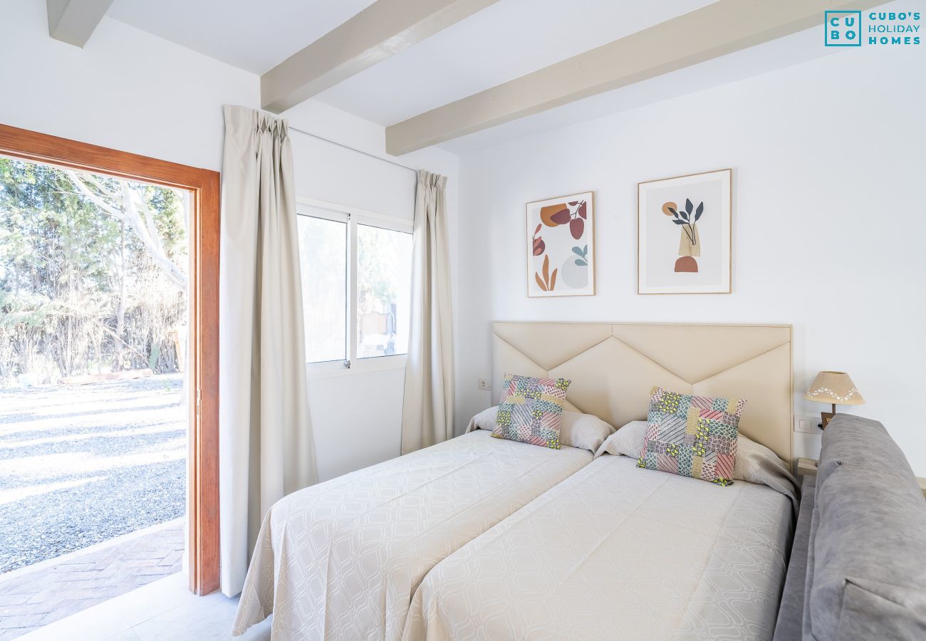 Cottage in Alhaurín el Grande - Cubo's NAZ Country Stay | Family Fun B&B