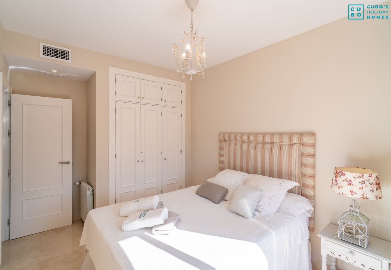 House in Coín - Cubo's Casa Los Nebrales & Private Pool