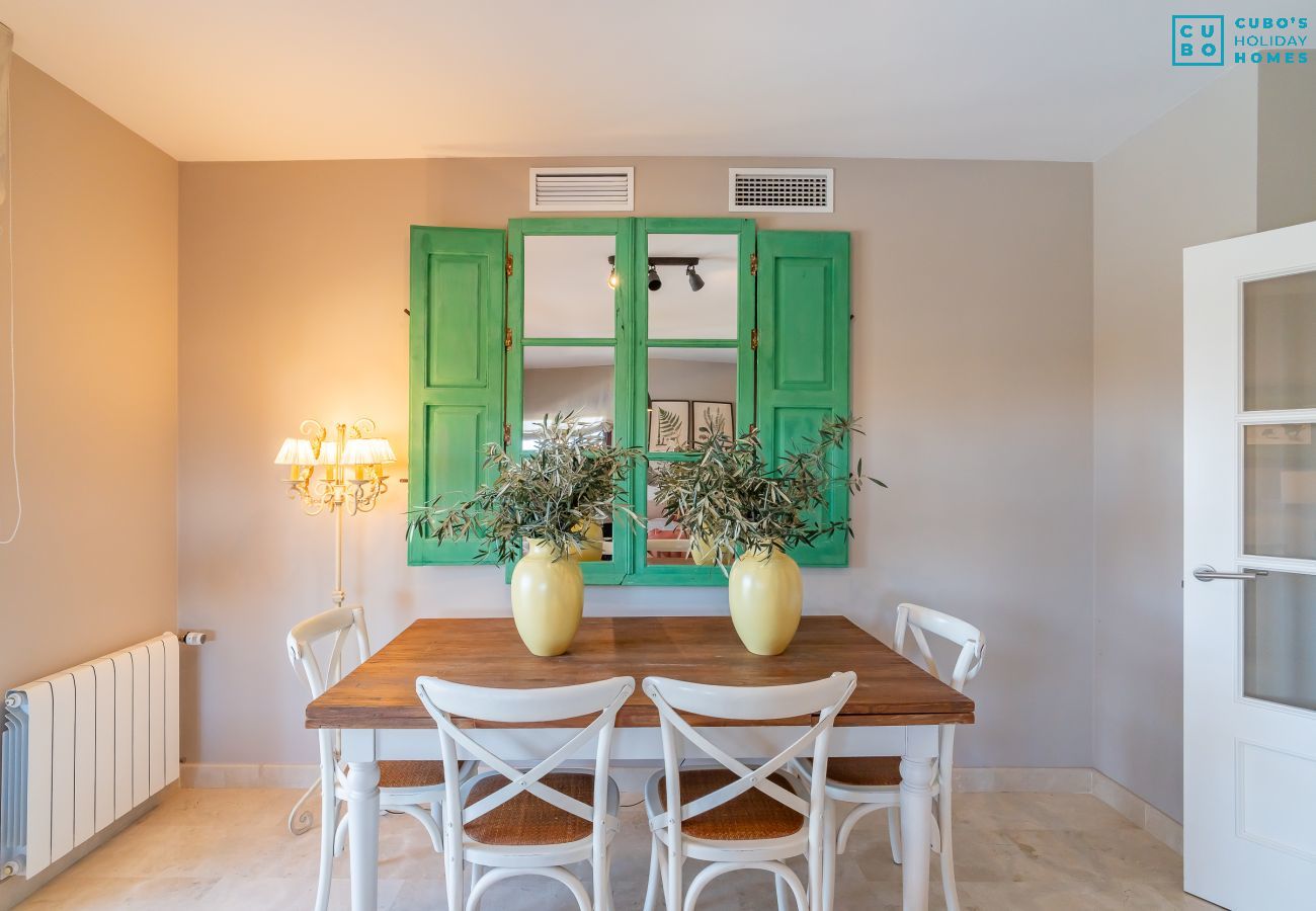 House in Coín - Cubo's Casa Los Nebrales & Private Pool