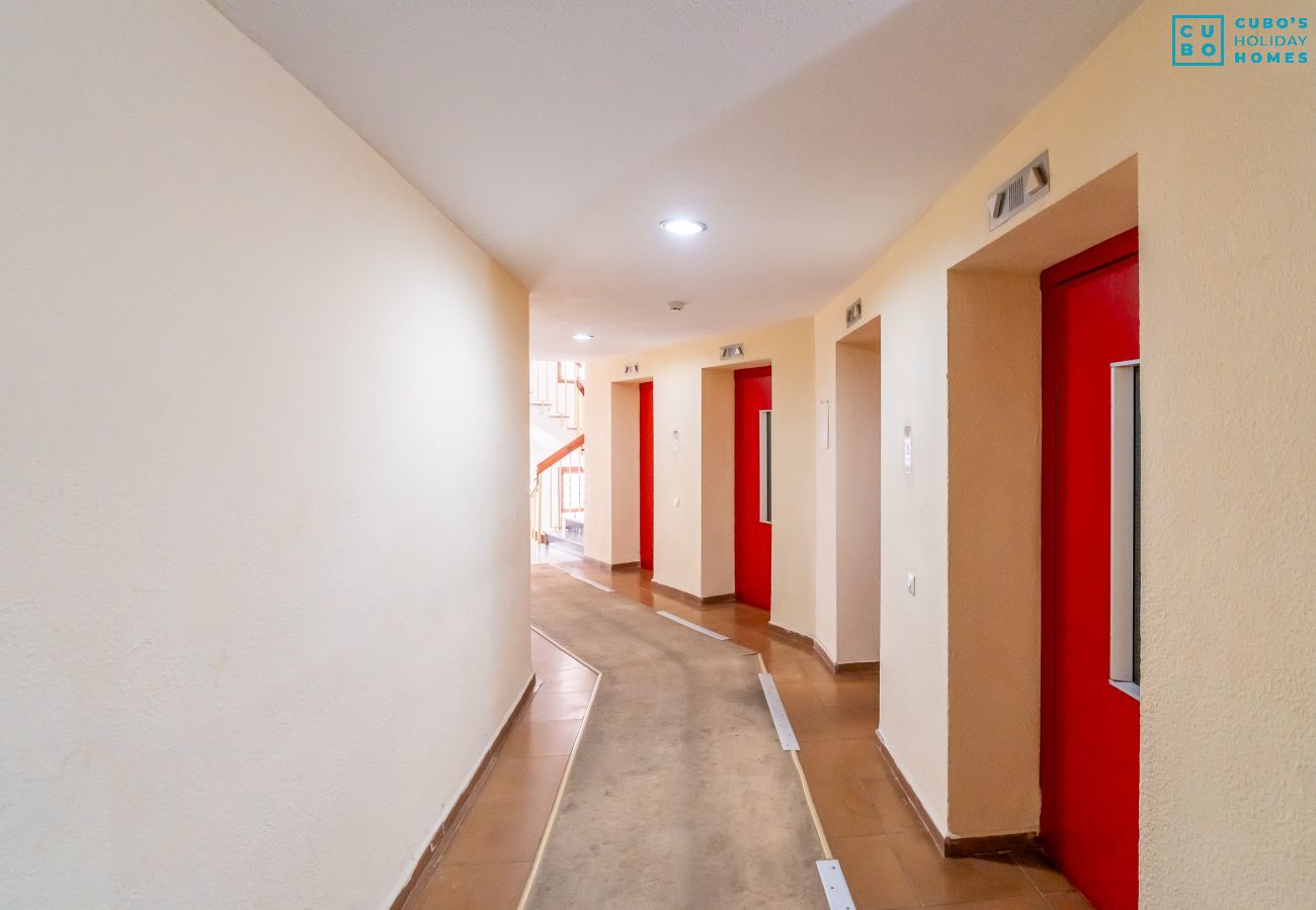 Studio in Torremolinos - Cubo's Estudio La Colina Seaview & Pool