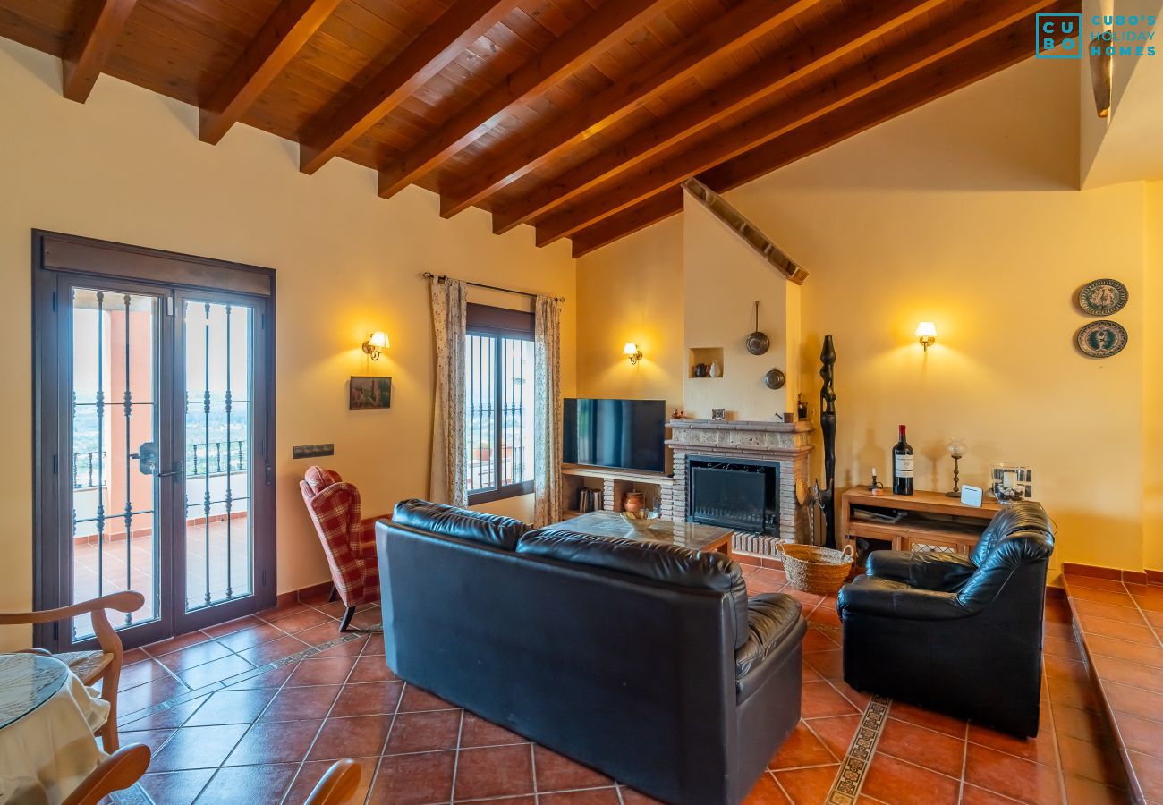 Cottage in Coín - Cubo's Salvadora Rural House