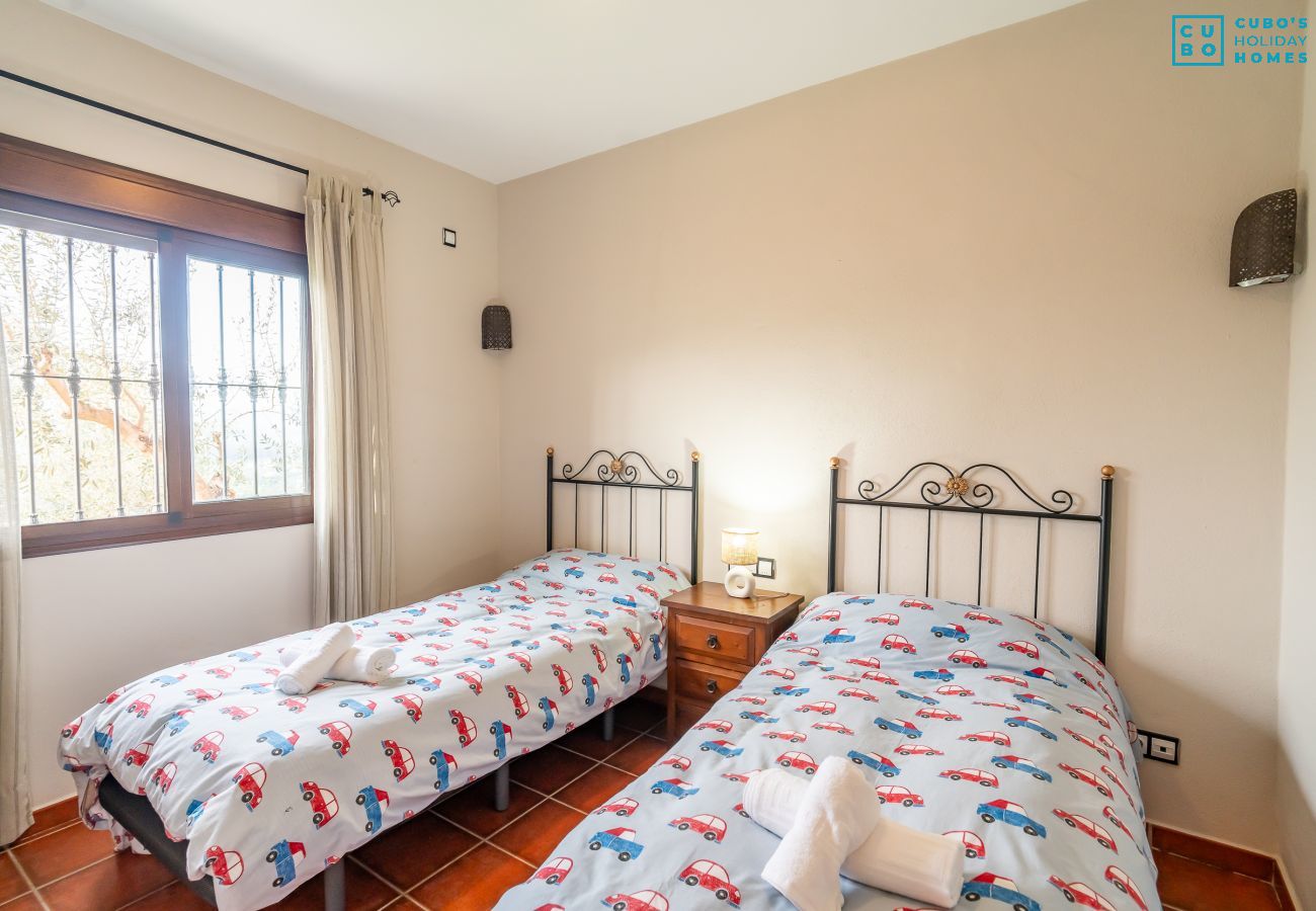 Cottage in Coín - Cubo's Salvadora Rural House