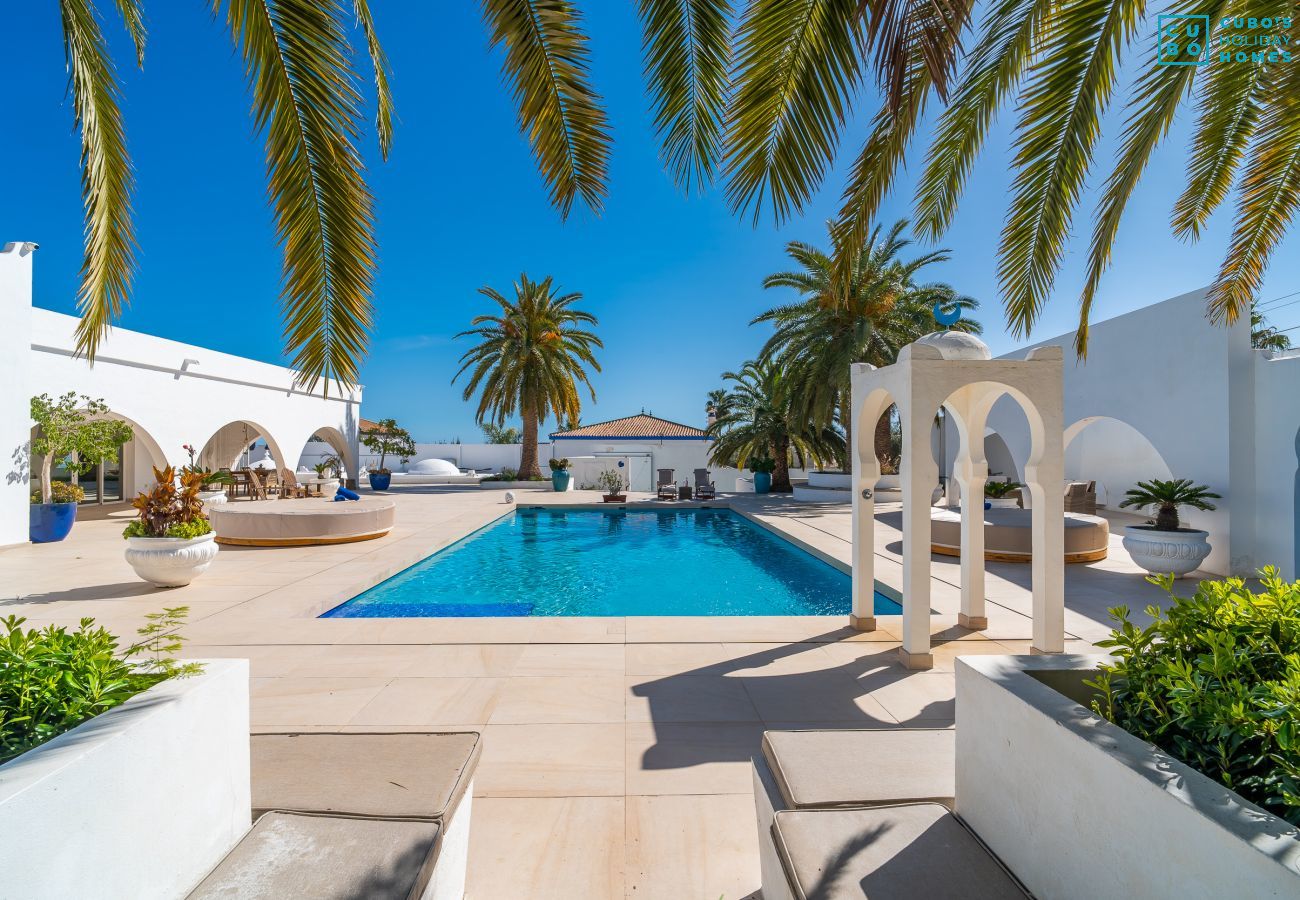 Holiday villa with pool in Torremolinos