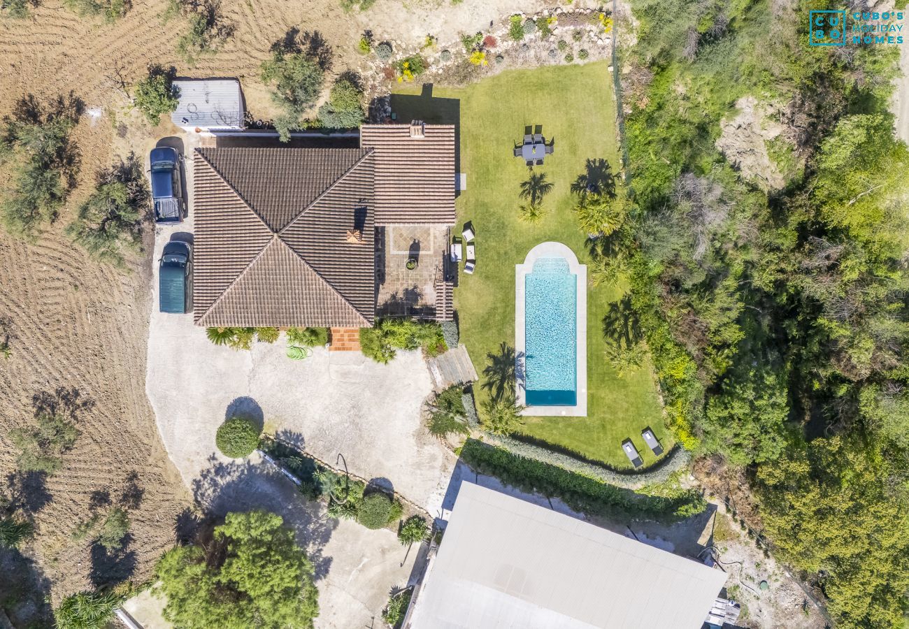 Cottage in Alozaina - Cubo's El Valentin Rural House & Saltwater Pool