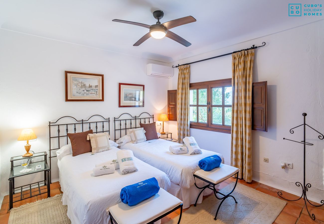 Cottage in Casares - Cubo's Finca Juan Benitez Santa Cruz