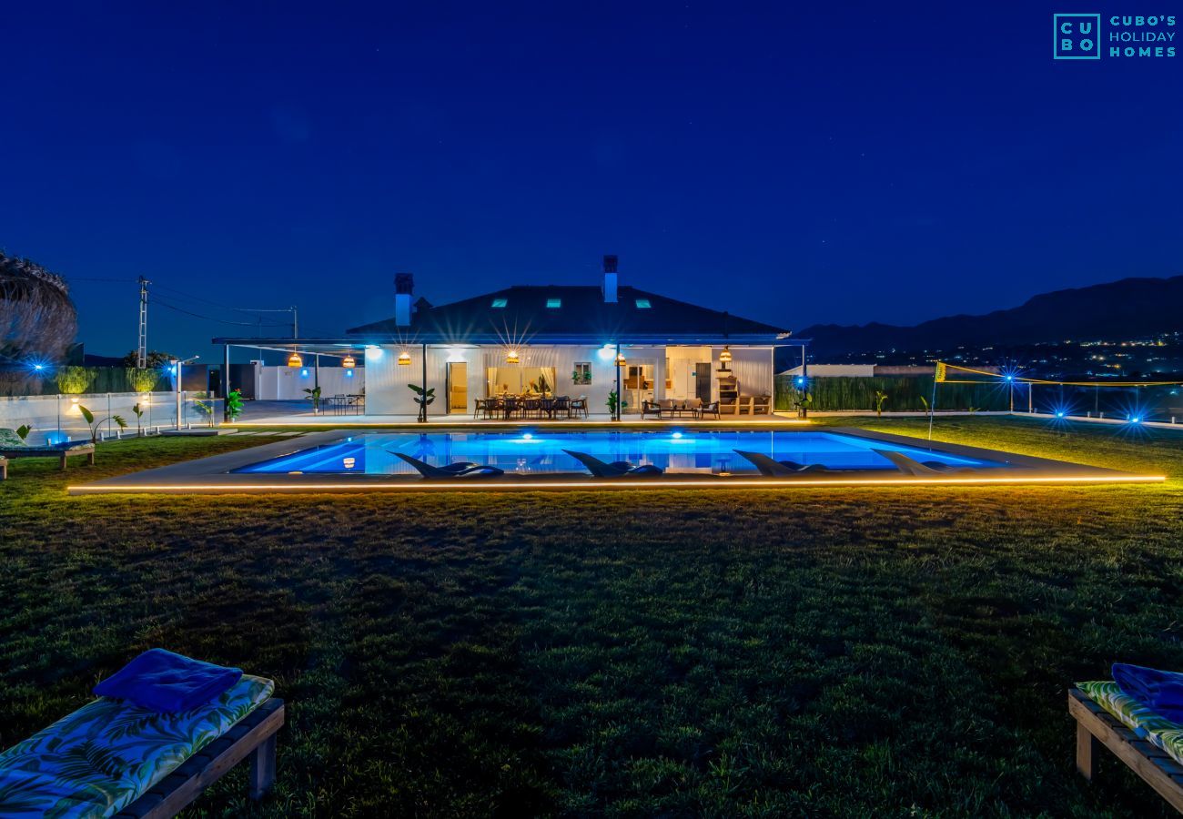 Villa in Alhaurín el Grande - Cubo's Villa Horizonte & Heated Pool