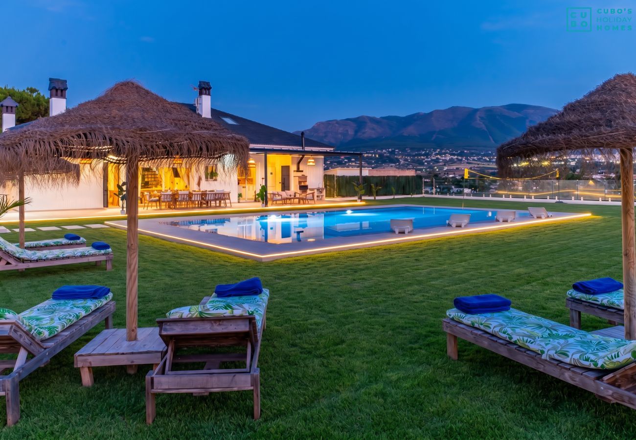 Villa in Alhaurín el Grande - Cubo's Villa Horizonte & Heated Pool