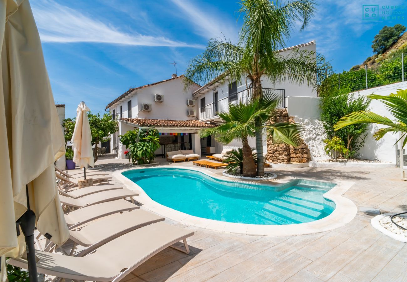 Rural house with pool in Casarabonela