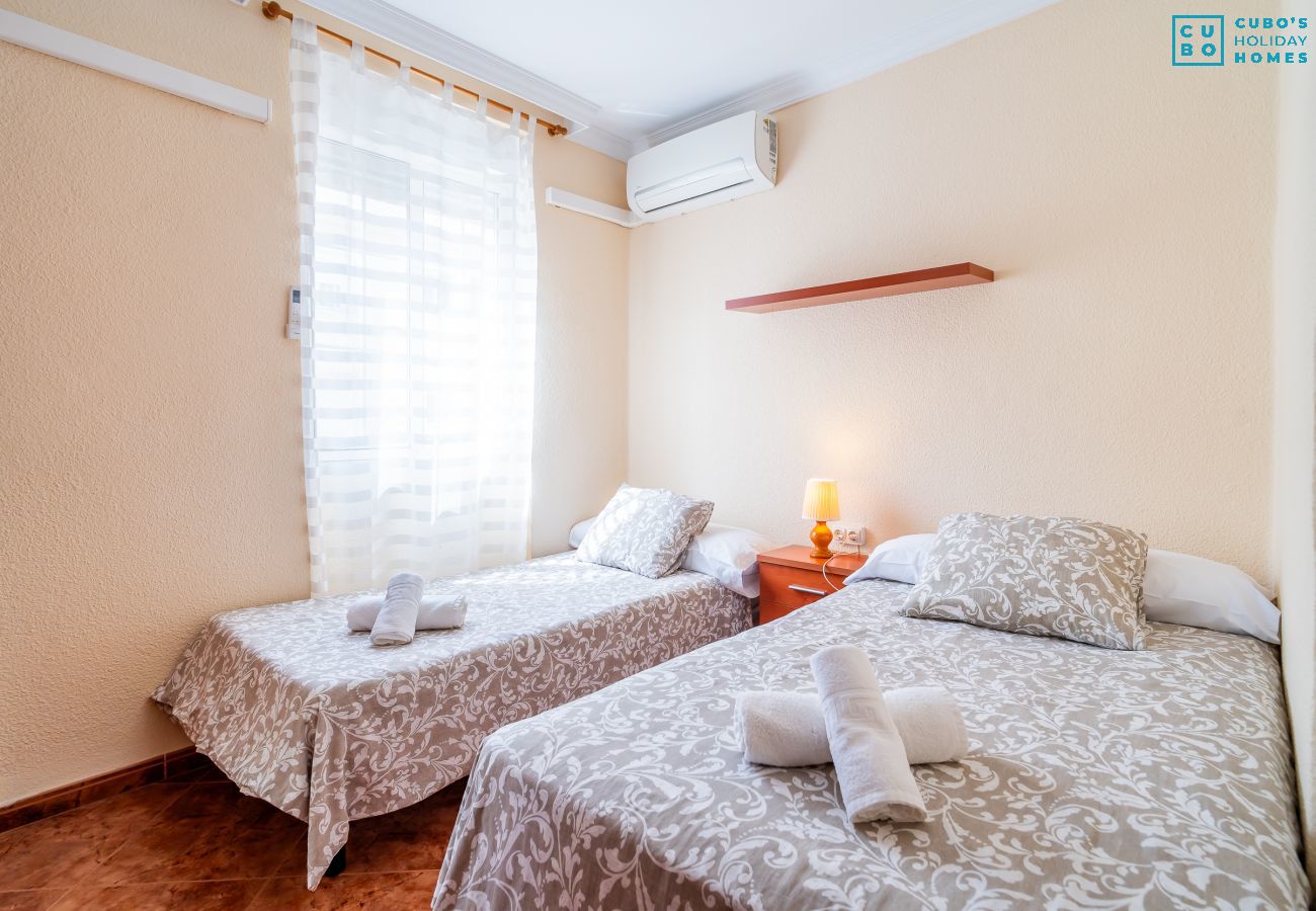 Apartment in Málaga - Cubo's Las Americas Malaga Apartment