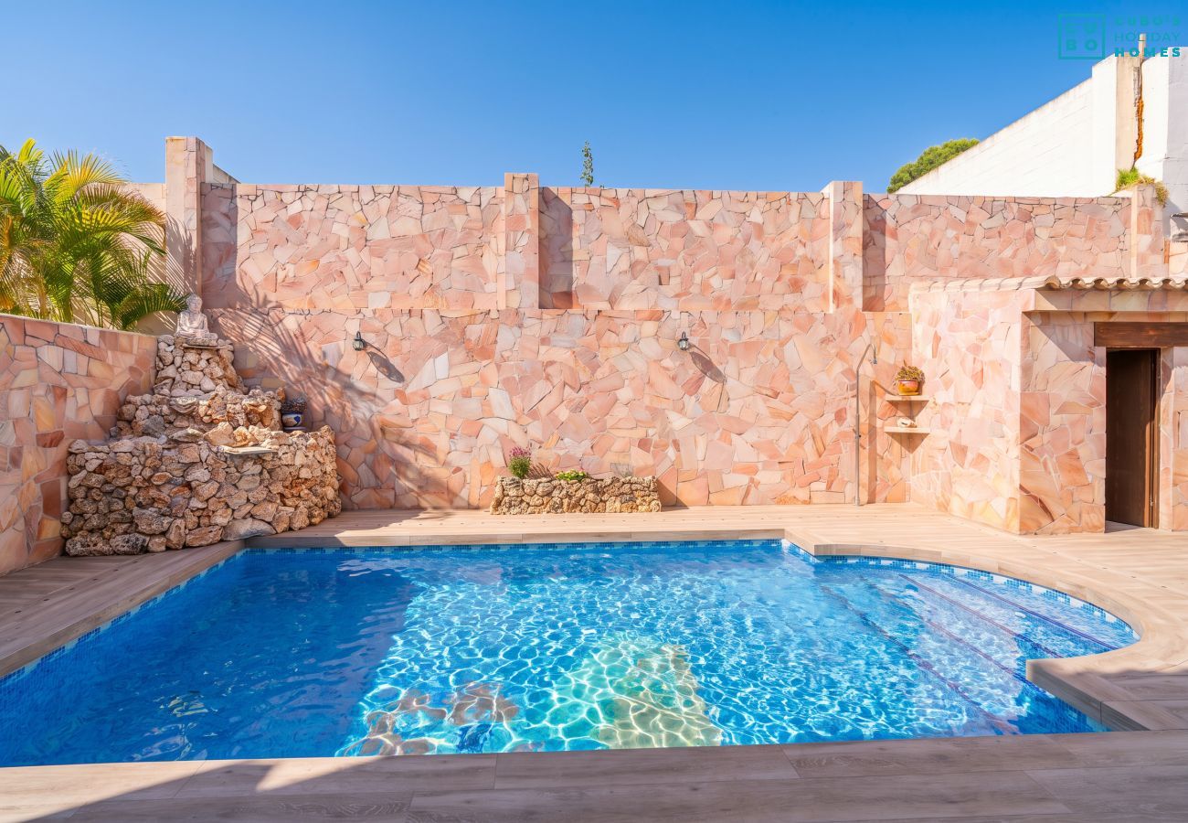 House in Pizarra - Cubo's Buddha Harmony House