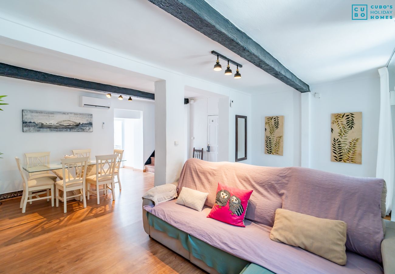 Apartment in Coín - Cubo's Coin Center Terrace House