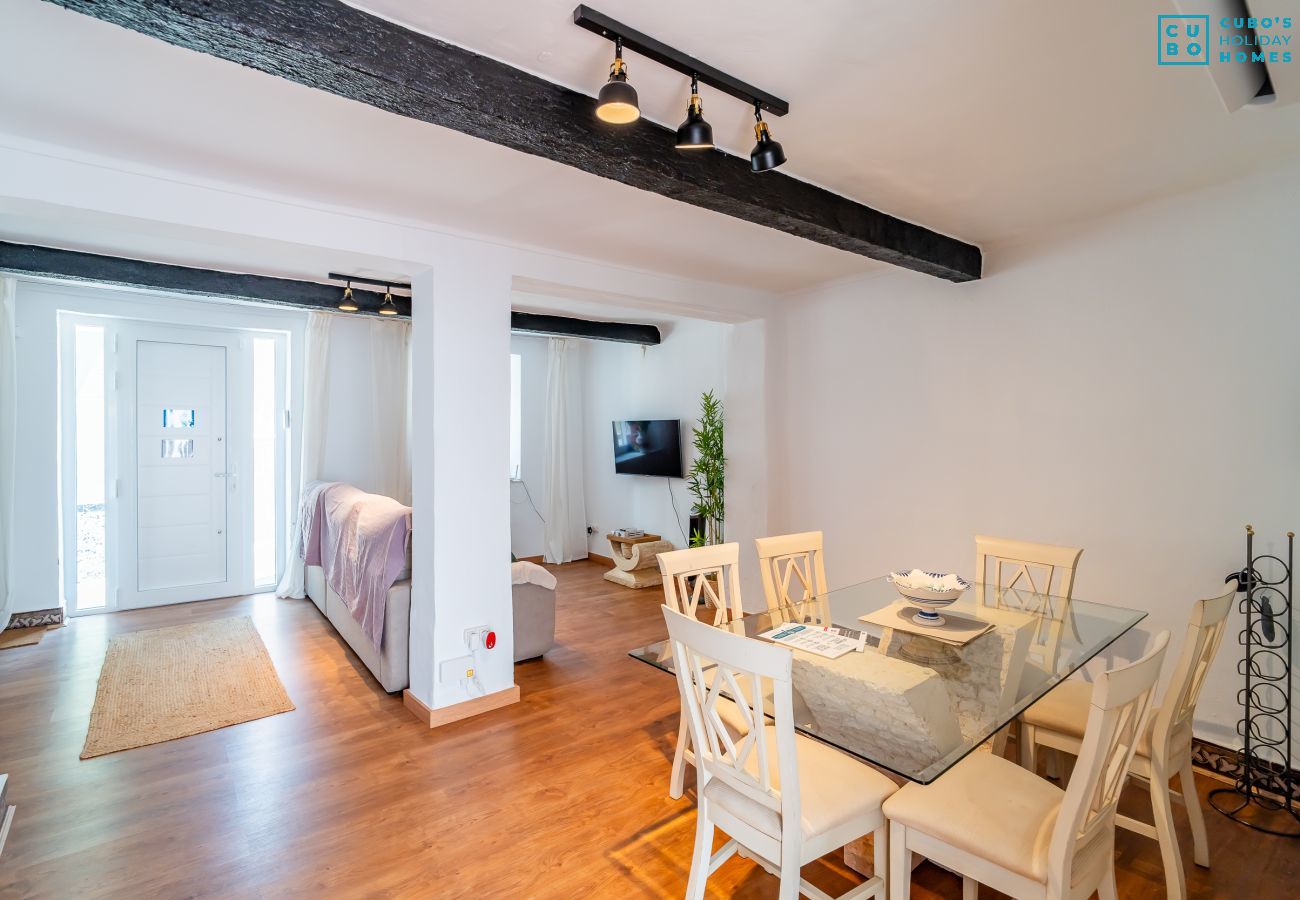 Apartment in Coín - Cubo's Coin Center Terrace House