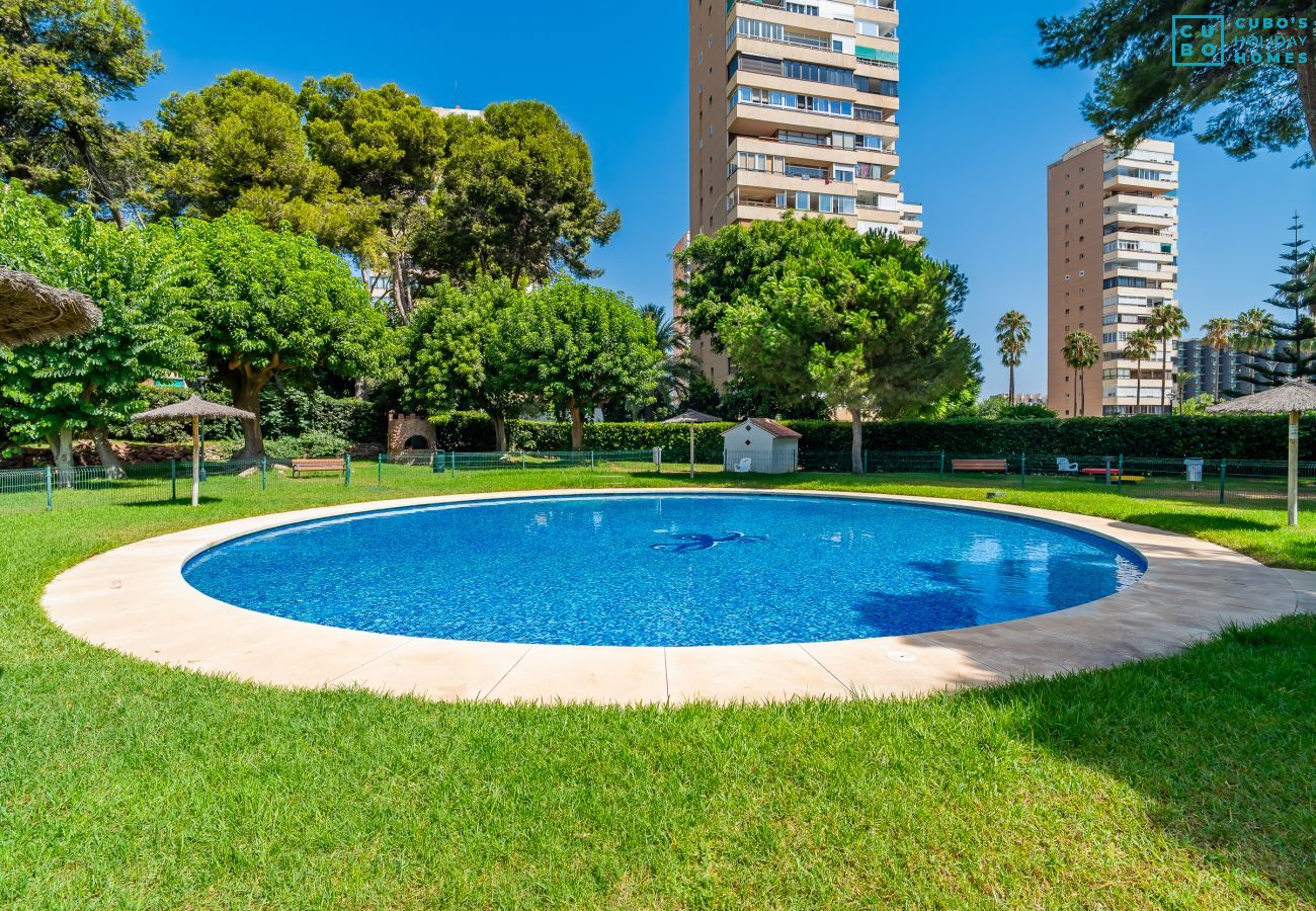 Holiday apartment with pool and sea views in Torremolinos