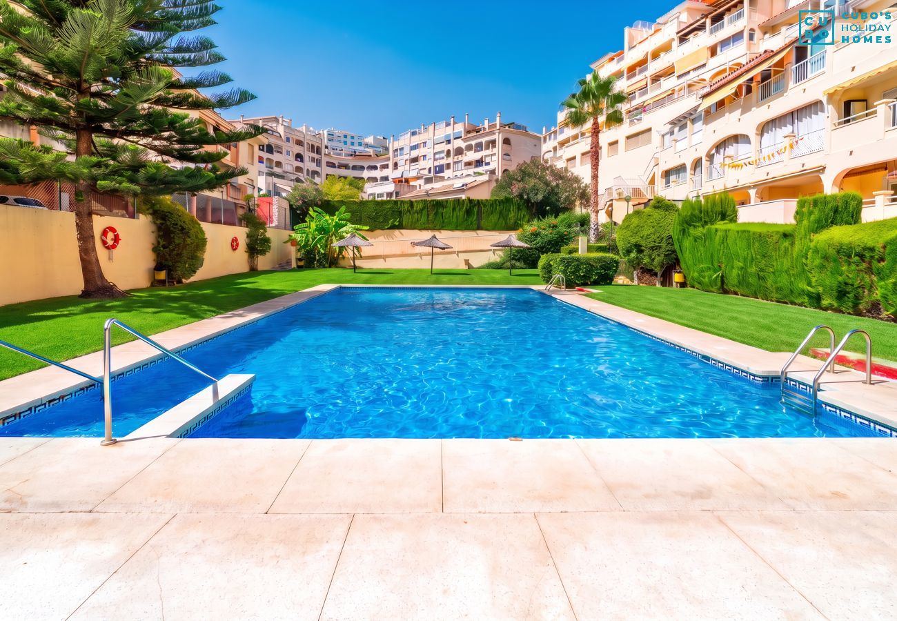 Apartment in Benalmádena - Cubo's Benalmadena Apartment Pool & Parking