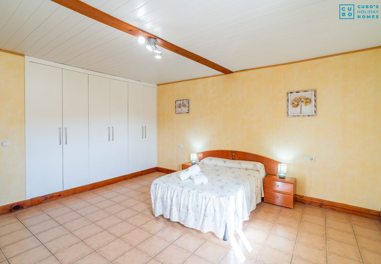 House in El Burgo - Cubo's El Postre House