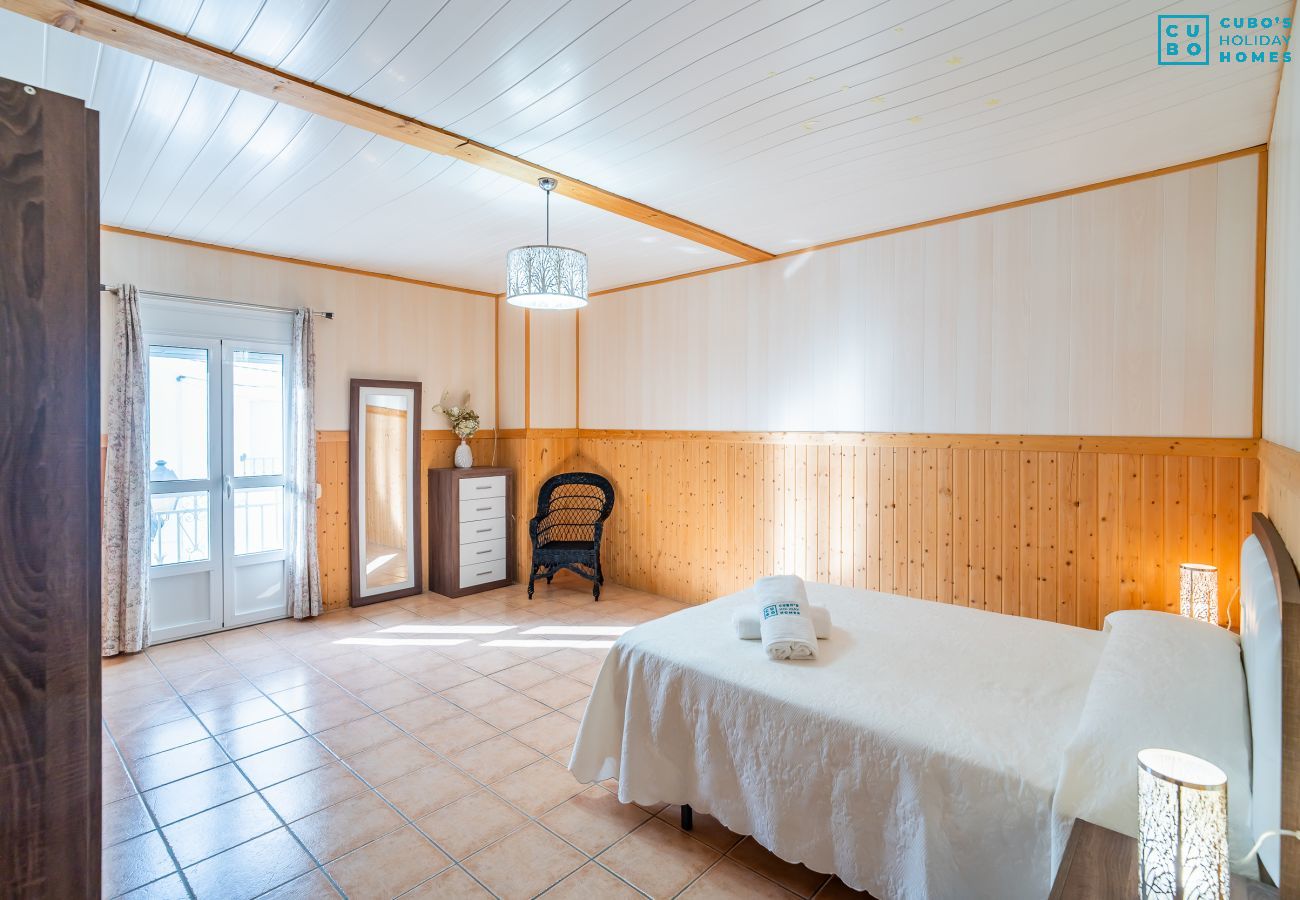 House in El Burgo - Cubo's El Postre House