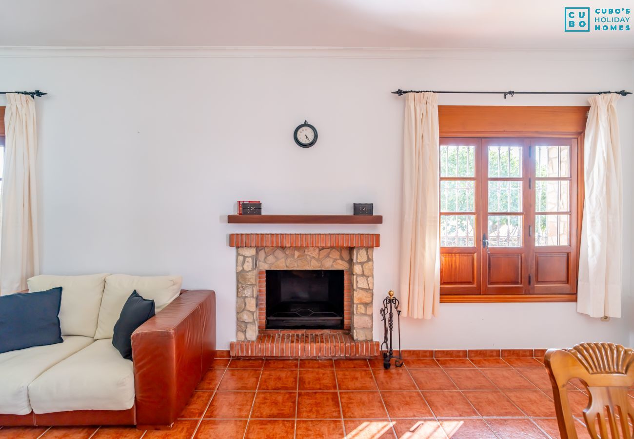 Cottage in El Burgo - Cubo's Casa El Regadio
