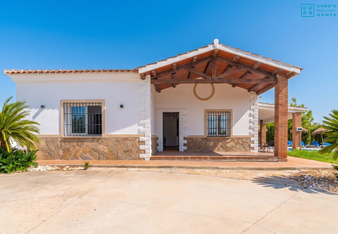 Cottage in Cártama - Cubo's Serena del Sol House