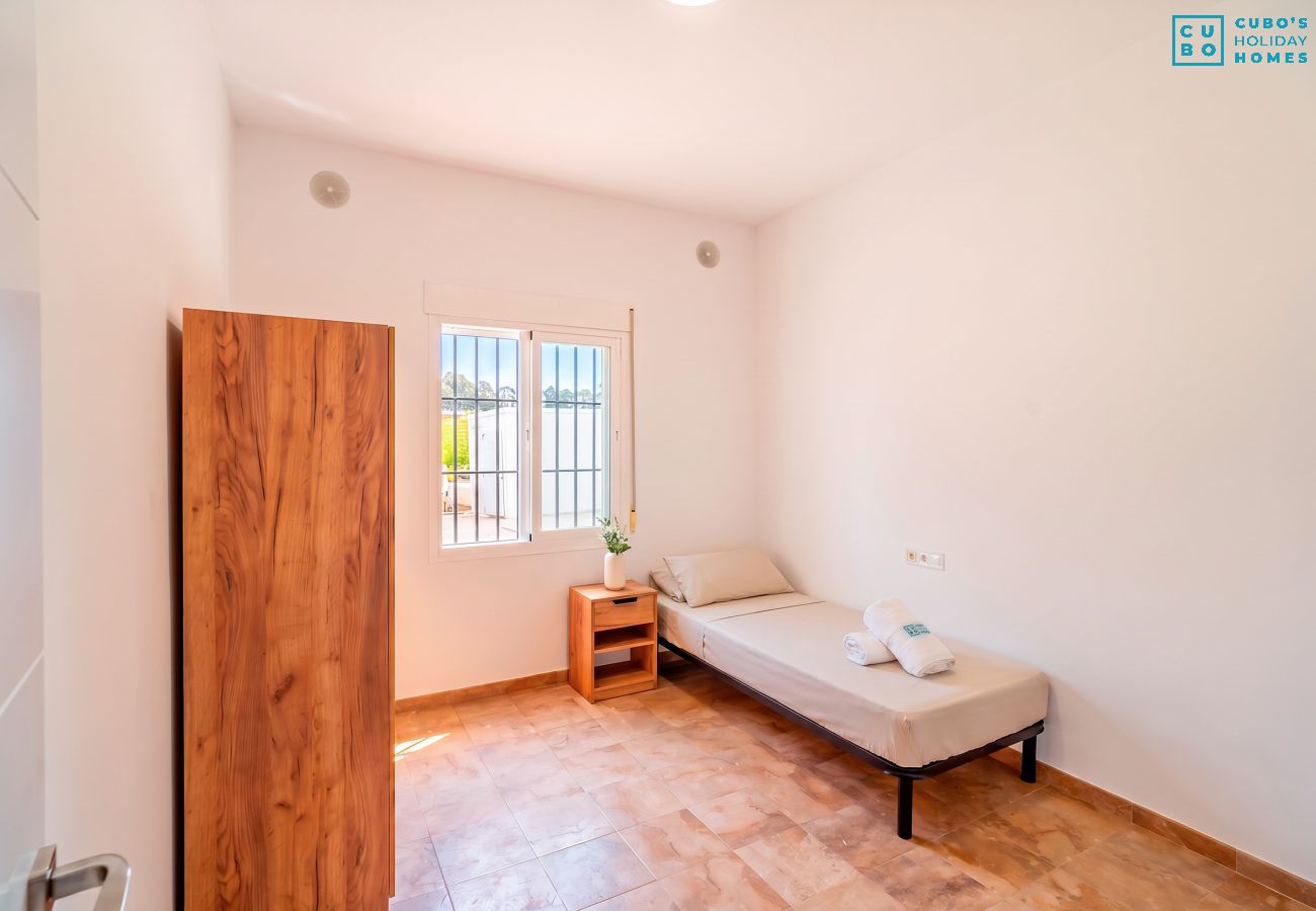 Cottage in Cártama - Cubo's Serena del Sol House