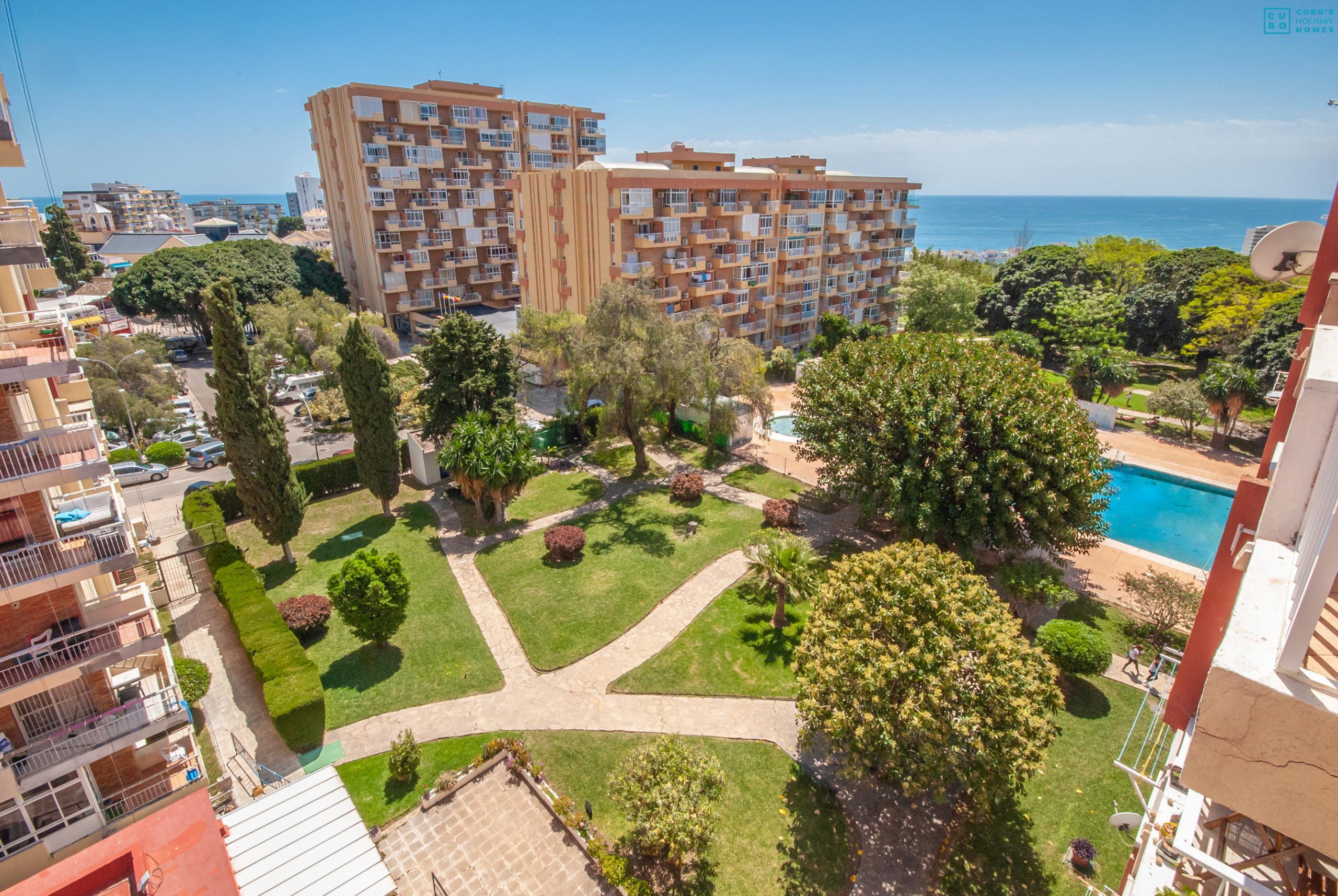 Piscine communautaire de cet appartement à Benalmádena