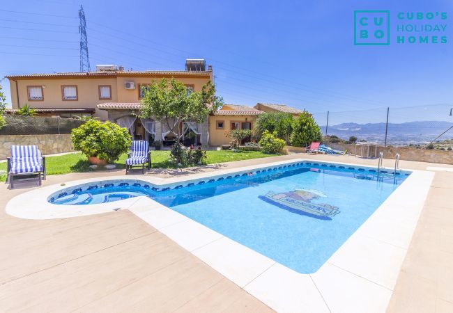 Villa à Málaga - Cubo's Villa Puerto de la Torre Villa à Málaga - Cubo's Villa Puerto de la Torre