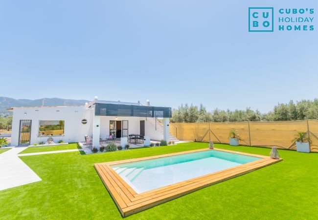 Piscine privée de ce domaine à Alhaurín el Grande