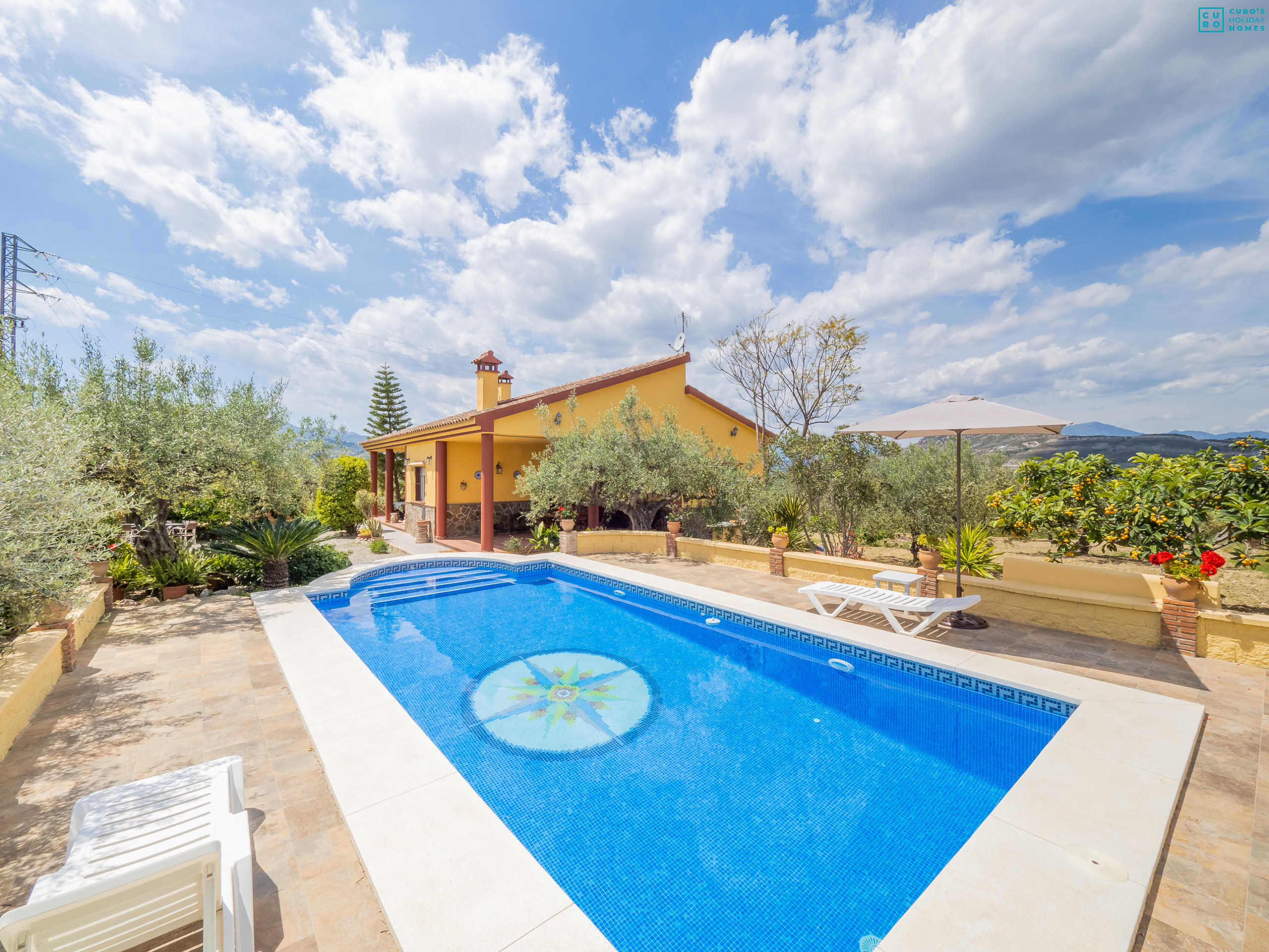 Charmante maison rurale avec piscine pour 8 personnes