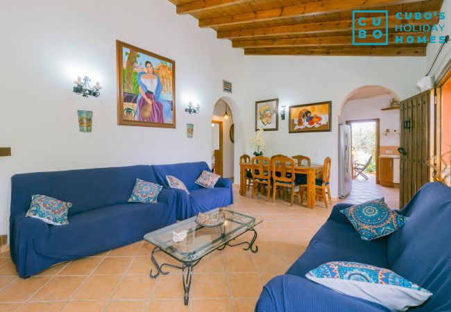 Gîte Rural à Alhaurín el Grande - Cubo's Casa Rural Yanza Gîte Rural à Alhaurín el Grande - Cubo's Casa Rural Yanza