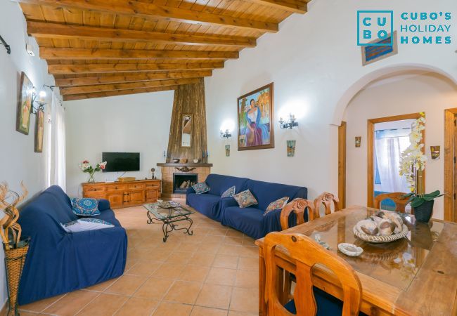 Gîte Rural à Alhaurín el Grande - Cubo's Casa Rural Yanza Gîte Rural à Alhaurín el Grande - Cubo's Casa Rural Yanza