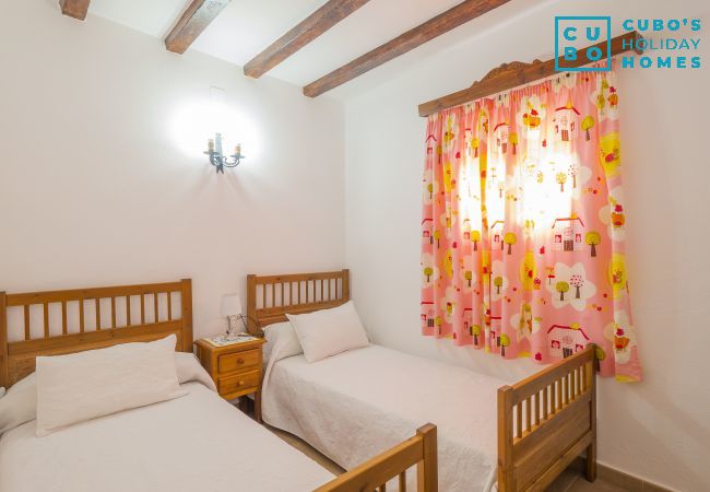 Villa à Ardales - Cubo's Villa Torres Ardales Villa à Ardales - Cubo's Villa Torres Ardales