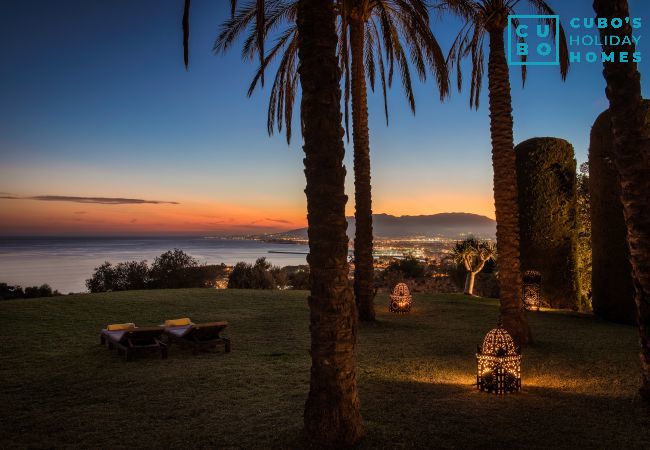 Villa à Málaga - Cubo's Mountain Bayview Luxury Villa Villa à Málaga - Cubo's Mountain Bayview Luxury Villa