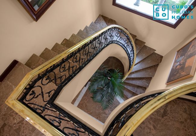 Villa à Málaga - Cubo's Mountain Bayview Luxury Villa Villa à Málaga - Cubo's Mountain Bayview Luxury Villa