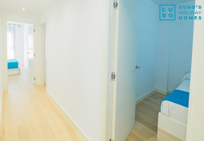 Appartement à Málaga - Cubo's Sea View Pacifico Street & Free Parking Appartement à Málaga - Cubo's Sea View Pacifico Street & Free Parking