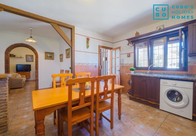 Gîte Rural à Alhaurín el Grande - Cubo's Villa Ainhoa Gîte Rural à Alhaurín el Grande - Cubo's Villa Ainhoa