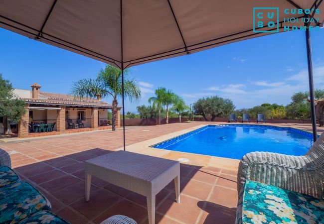 Gîte Rural à Alhaurín el Grande - Cubo's Finca Los Acebuches Gîte Rural à Alhaurín el Grande - Cubo's Finca Los Acebuches